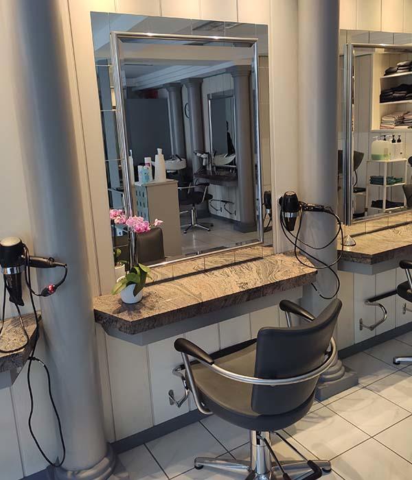 Friseurstuhl im Friseurladen Luisas Hairfashion Wetzlar