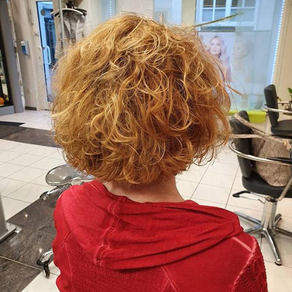 Damen Haarschnitt - Luisas Hairfashion Referenzfoto Damen Haarschnitt - Friseur Luisas Hairfashion Wetzlar