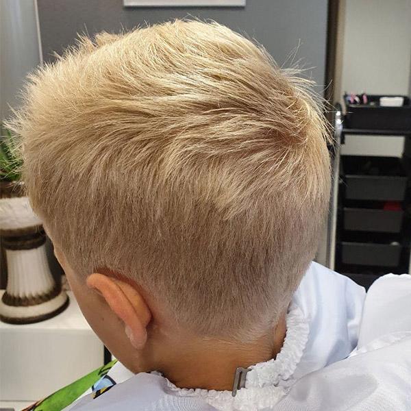 Kinder Haarschnitt - Luisas Hairfashion Referenzfoto Kinder Haarschnitt - Friseur Luisas Hairfashion Wetzlar
